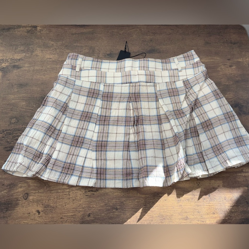 Fashion Nova Plaid Gauze Mini Skirt in Cream and Brown - Picture 6 of 10